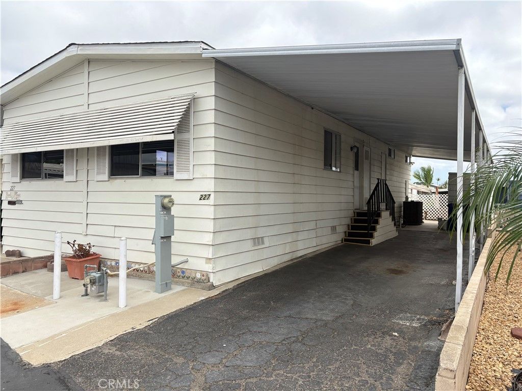 227 Bluebird Lane, Oceanside, CA 92057 — photo 2