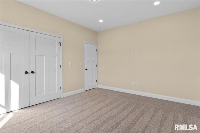 55 Firefly Court, Chatham, IL 62629