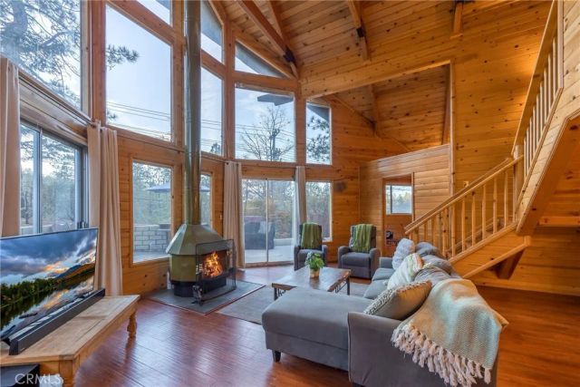 41714 Switzerland, Big Bear Lake, CA 92315
