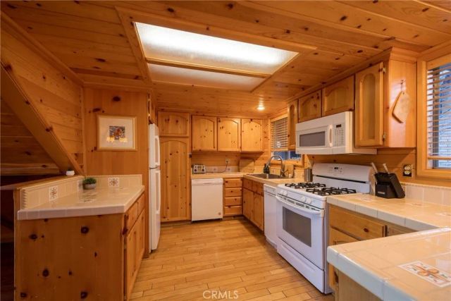 41714 Switzerland, Big Bear Lake, CA 92315