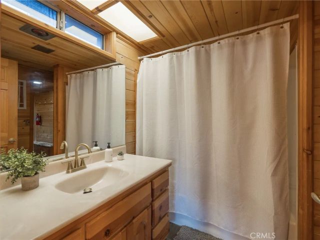 41714 Switzerland, Big Bear Lake, CA 92315