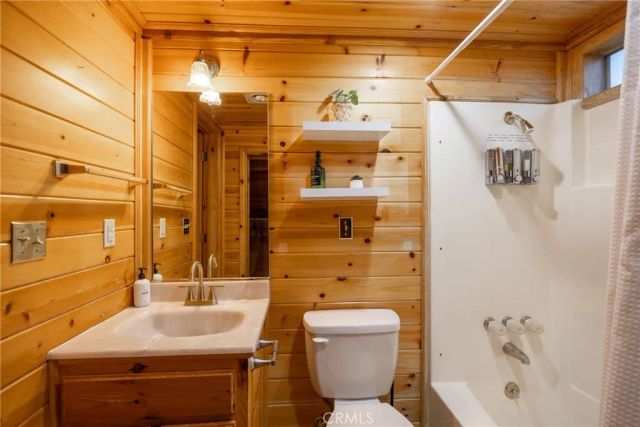 41714 Switzerland, Big Bear Lake, CA 92315