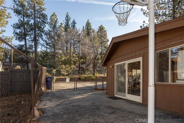 41714 Switzerland, Big Bear Lake, CA 92315