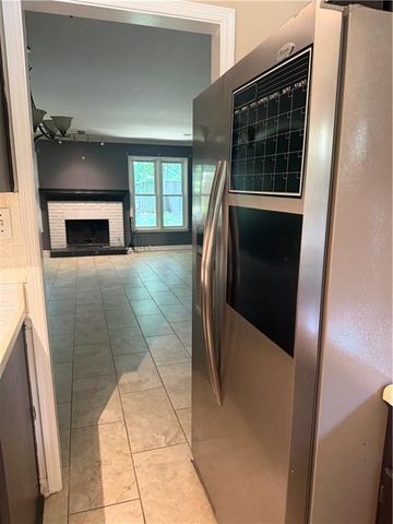 513 Salem Woods Drive SE, Marietta, GA 30067