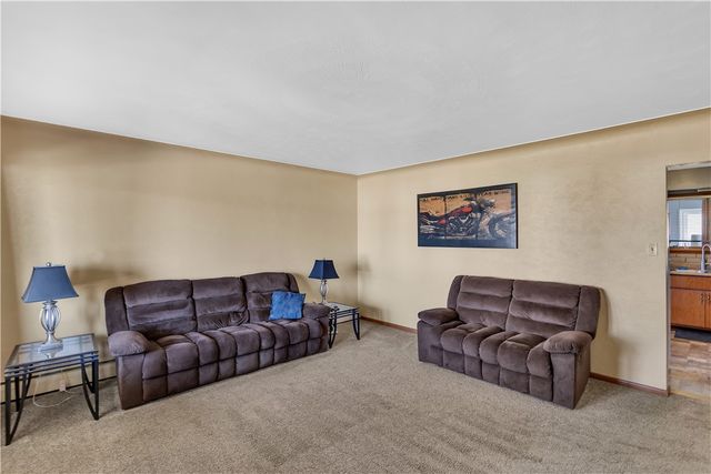 108 Rush Avenue, New Eagle, PA 15067