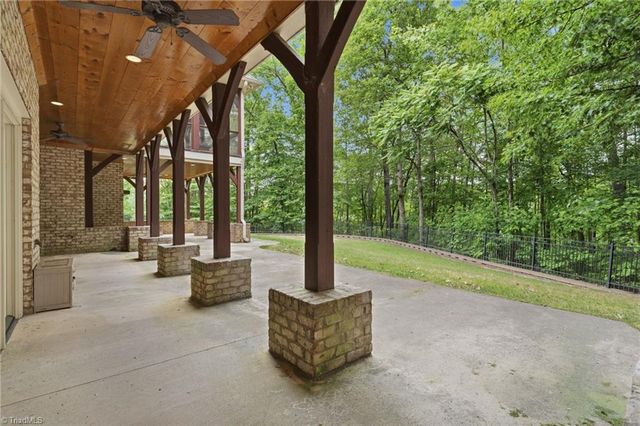 141 Wellsprings Court, Pfafftown, NC 27040