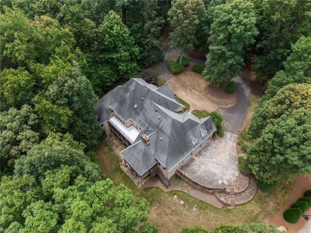 141 Wellsprings Court, Pfafftown, NC 27040