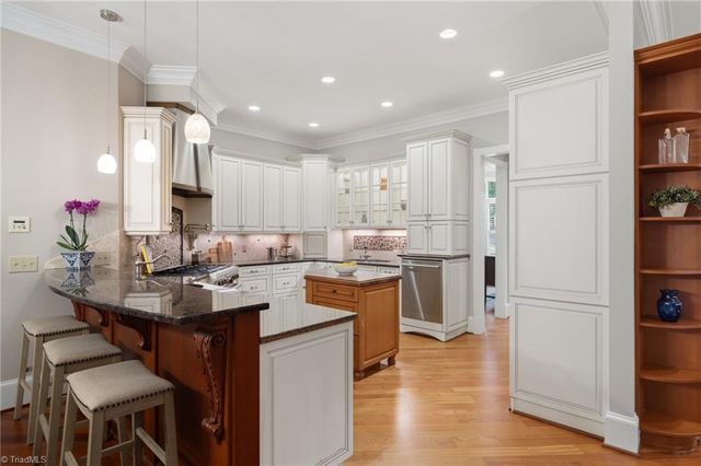 141 Wellsprings Court, Pfafftown, NC 27040