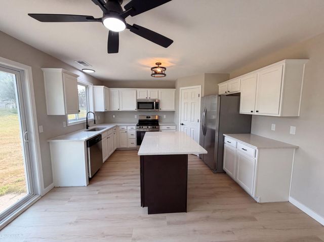 2197 11th Avenue SE, Cambridge, MN 55008