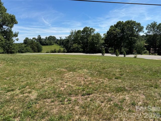 3812 Cliffside Road, Mooresboro, NC 28114