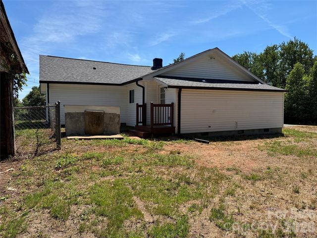 3812 Cliffside Road, Mooresboro, NC 28114