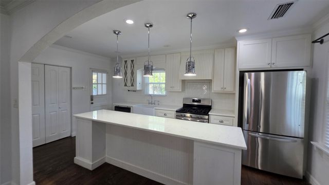 3741 Hilltop Road, Fort Worth, TX 76109