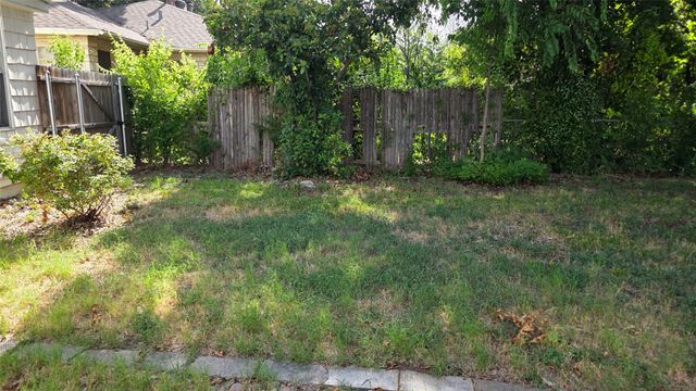 3741 Hilltop Road, Fort Worth, TX 76109