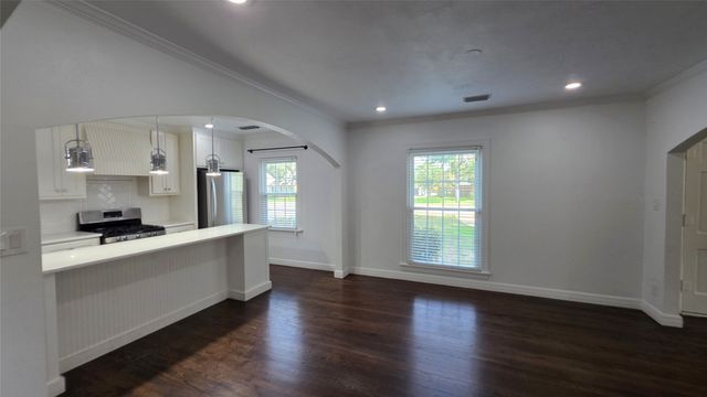 3741 Hilltop Road, Fort Worth, TX 76109