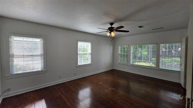 3741 Hilltop Road, Fort Worth, TX 76109