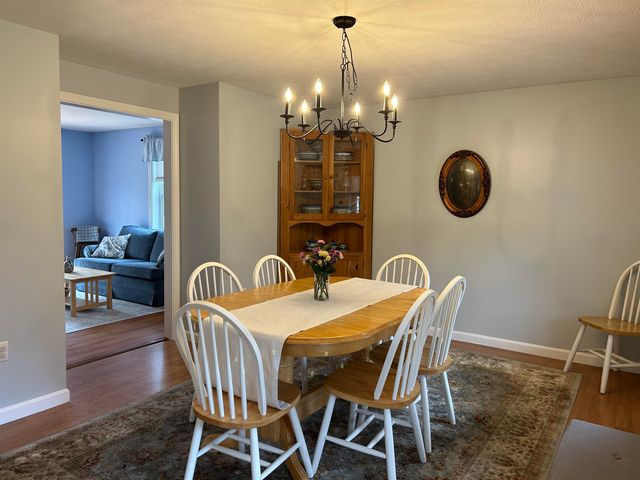 5 Pebble Court, Merrimack, NH 03054