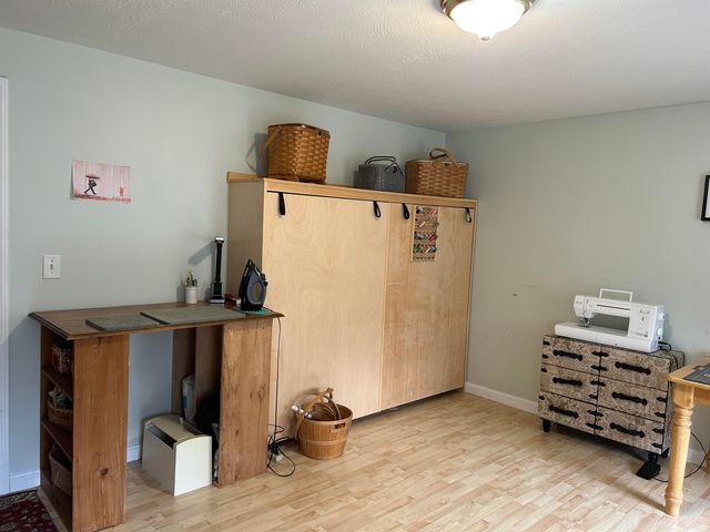 5 Pebble Court, Merrimack, NH 03054