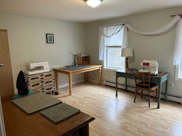 5 Pebble Court, Merrimack, NH 03054