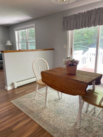 5 Pebble Court, Merrimack, NH 03054