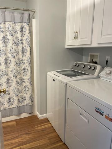 5 Pebble Court, Merrimack, NH 03054
