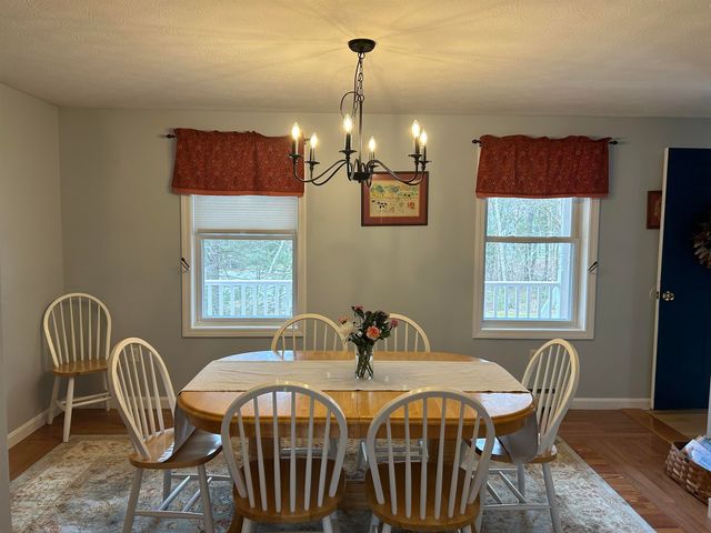 5 Pebble Court, Merrimack, NH 03054