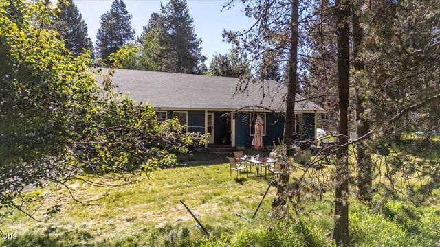 16801 Gross Drive, Bend, OR 97707
