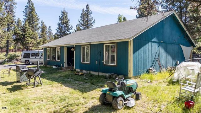 16801 Gross Drive, Bend, OR 97707
