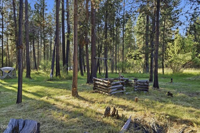 16801 Gross Drive, Bend, OR 97707