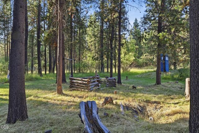 16801 Gross Drive, Bend, OR 97707