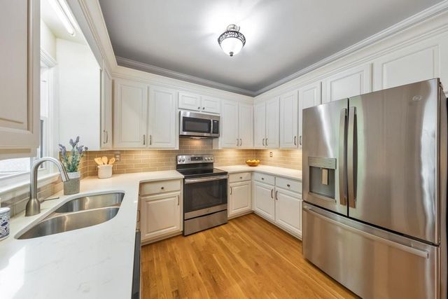 3288 Lark Haven Drive NW, Kennesaw, GA 30152