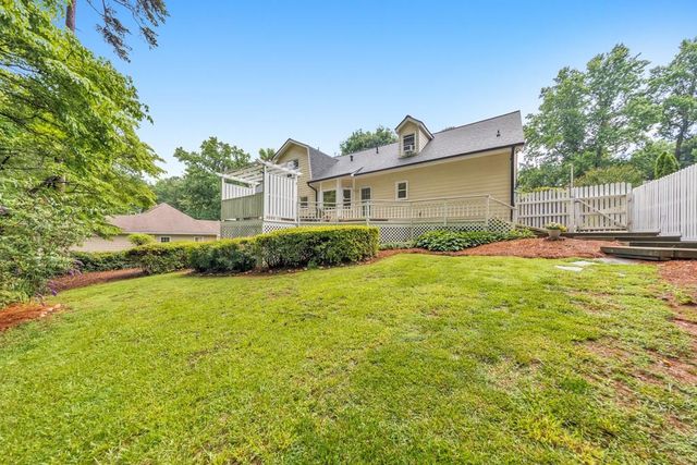 3288 Lark Haven Drive NW, Kennesaw, GA 30152
