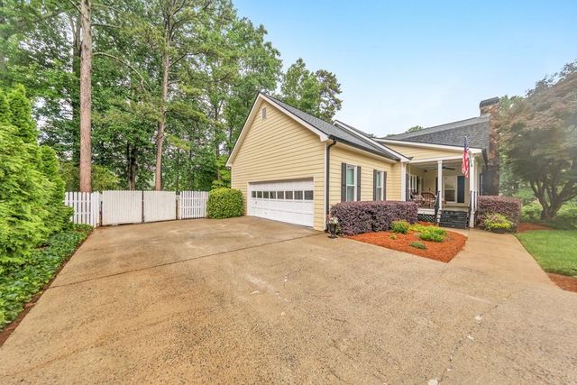 3288 Lark Haven Drive NW, Kennesaw, GA 30152