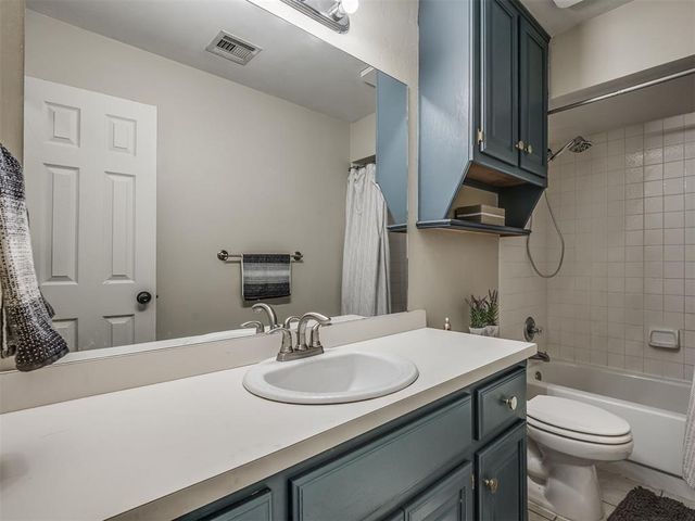 410 Harvest Hills, Harrah, OK 73045