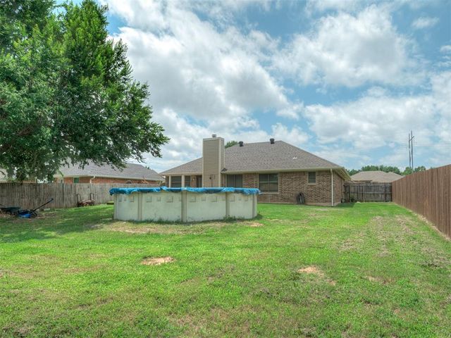 410 Harvest Hills, Harrah, OK 73045