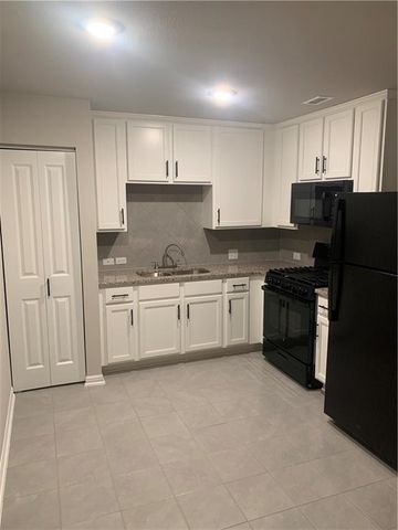 587 Ferrule DR Unit B, Kyle, TX 78640