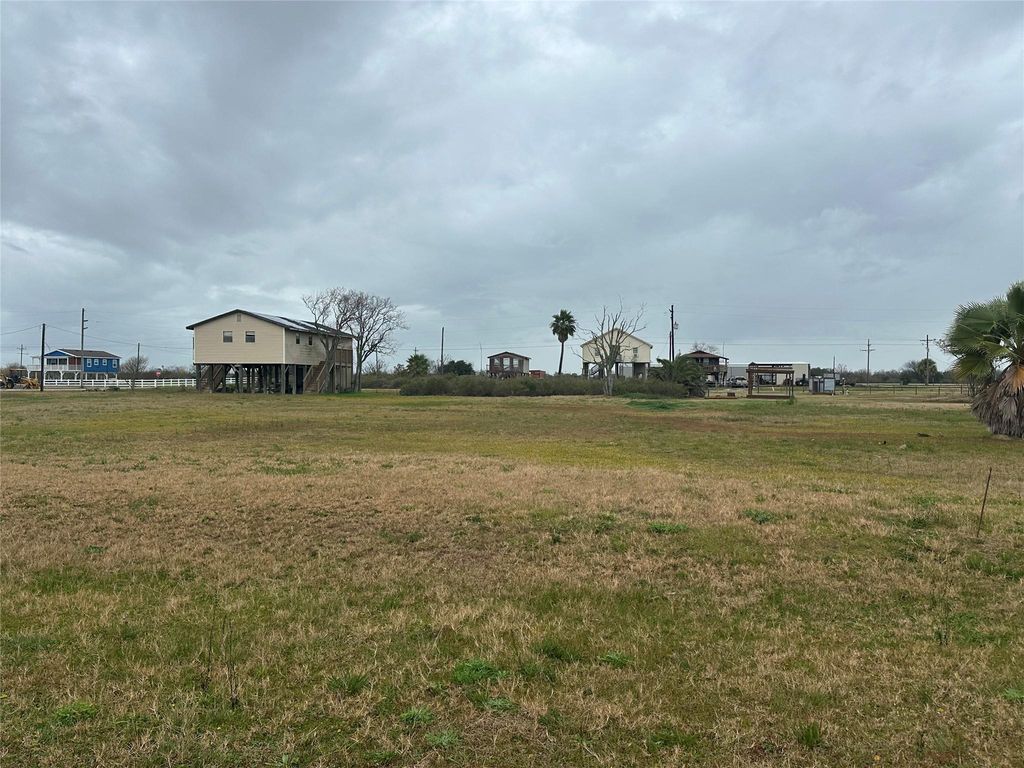 Lots 7-8 Front Avenue, Port Bolivar, TX 77650