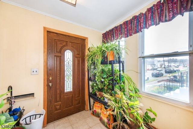 46 Frances St, Clifton City, NJ 07014