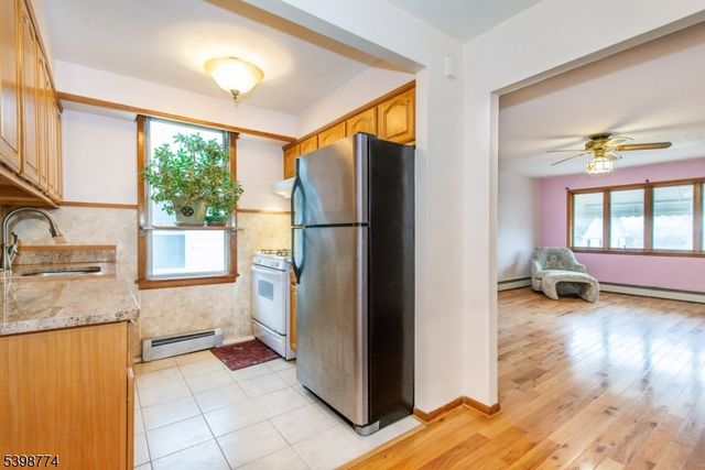 46 Frances St, Clifton City, NJ 07014