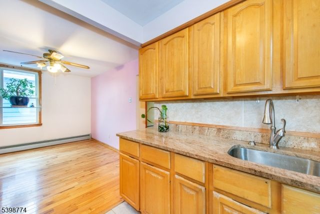 46 Frances St, Clifton City, NJ 07014