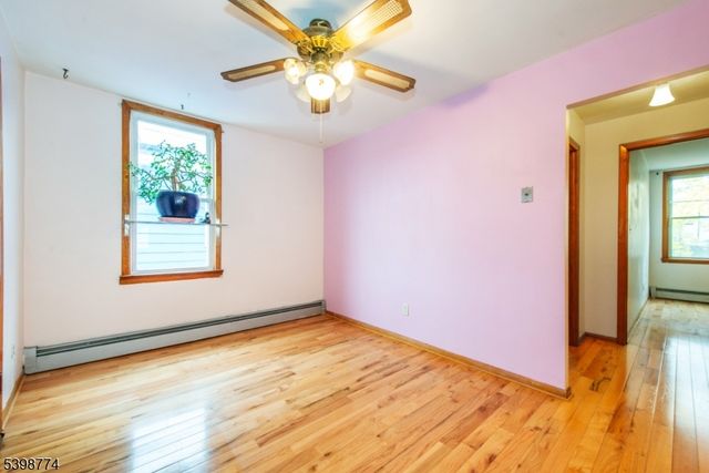 46 Frances St, Clifton City, NJ 07014