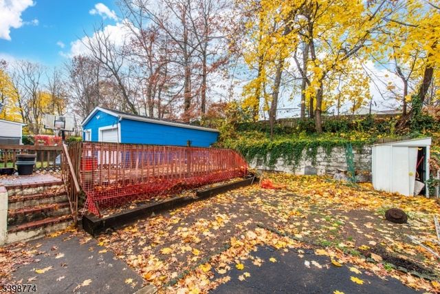 46 Frances St, Clifton City, NJ 07014