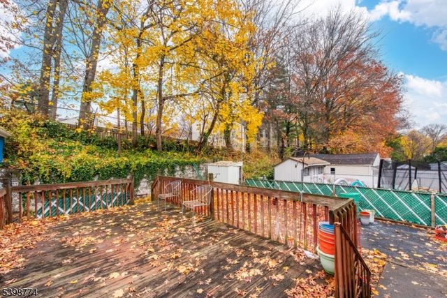 46 Frances St, Clifton City, NJ 07014