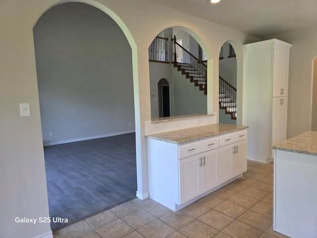417 Silver Creek Drive, Desoto, TX 75115