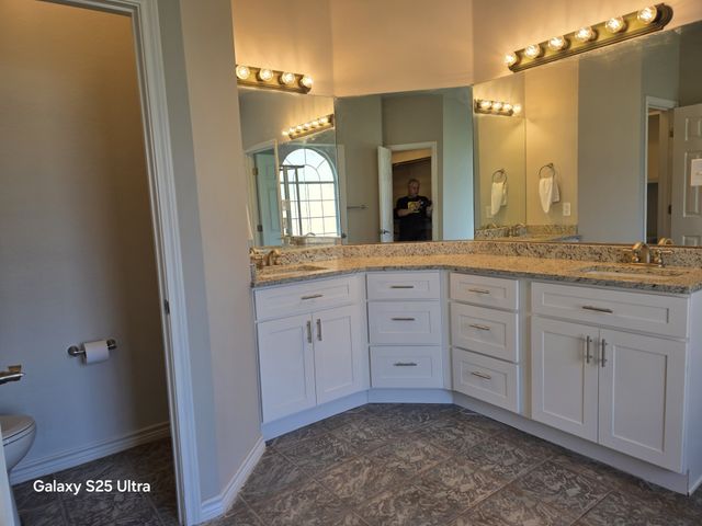 417 Silver Creek Drive, Desoto, TX 75115