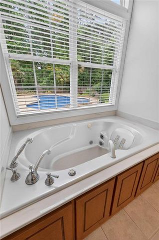 345 Allie Drive, Mcdonough, GA 30252