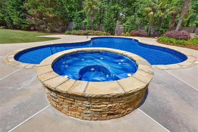 345 Allie Drive, Mcdonough, GA 30252