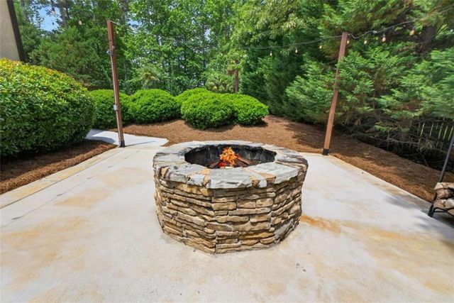 345 Allie Drive, Mcdonough, GA 30252