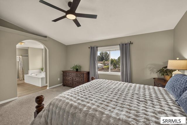 4224 Forest Glen Drive, Ammon, ID 83406