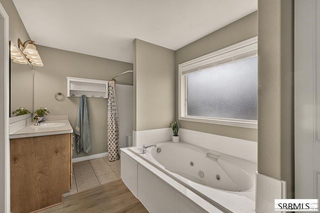 4224 Forest Glen Drive, Ammon, ID 83406