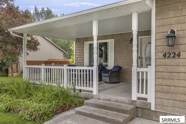 4224 Forest Glen Drive, Ammon, ID 83406